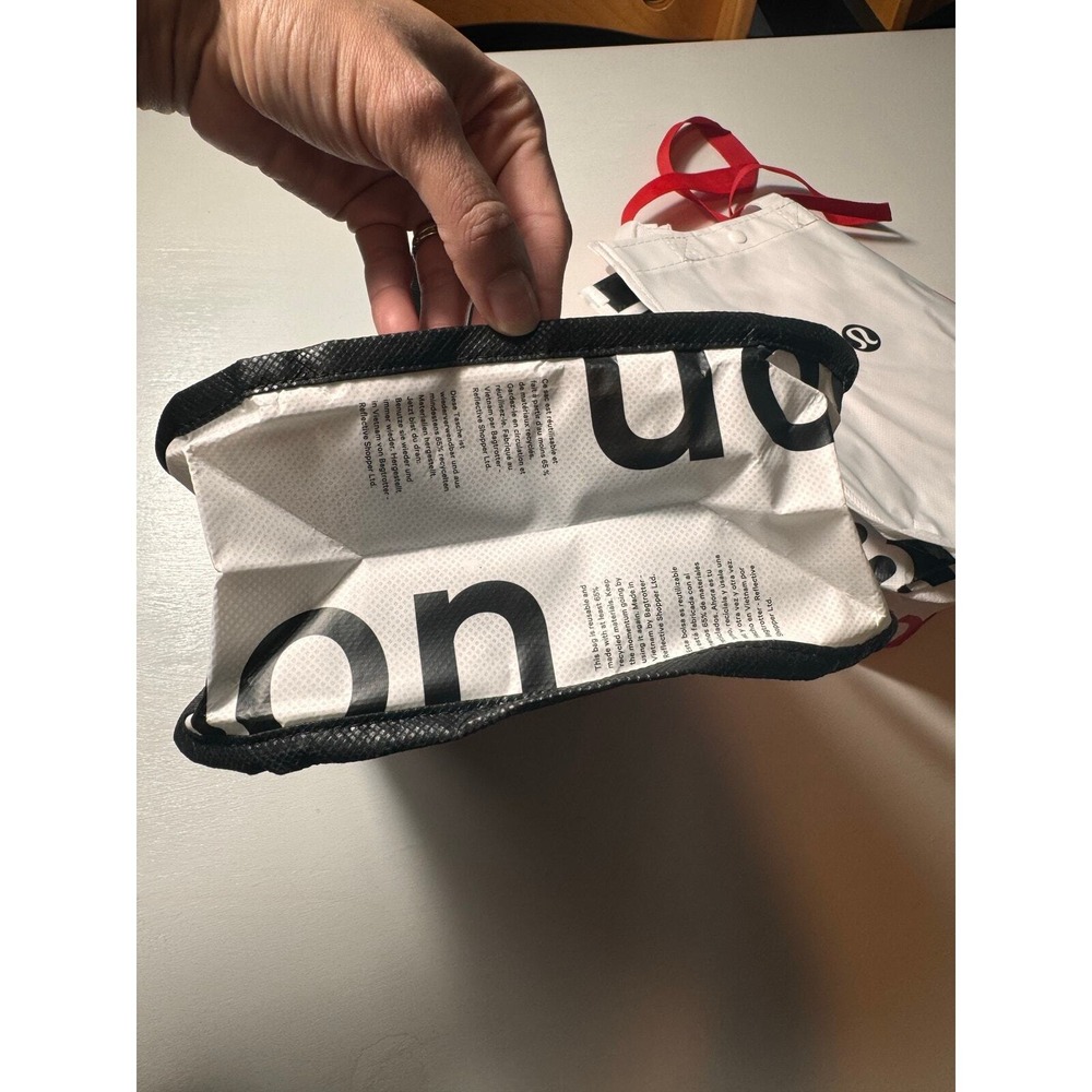 NWOT Lululemon White & Black ‎ Reusable Tote Bag with button clap to close - Picture 7 of 7